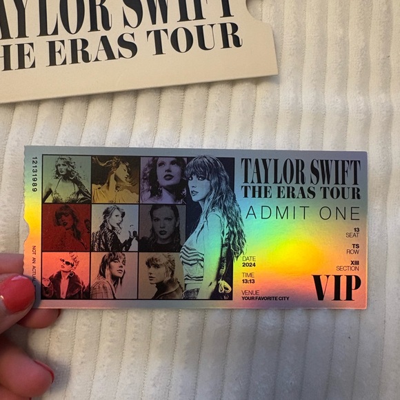 Taylor Swift The Eras Tour Merchandise Box - NEW - Picture 6 of 14